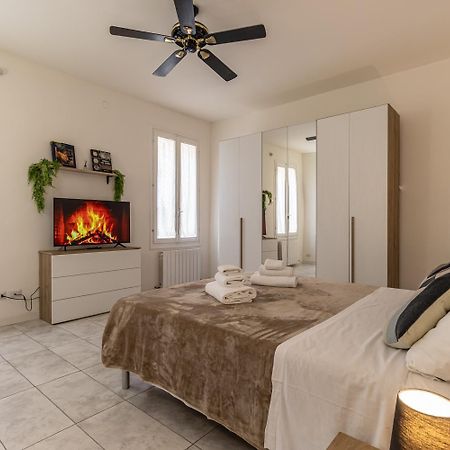 Ca 'Pico With Wifi-Few Steps From Center Mirandola Exterior foto